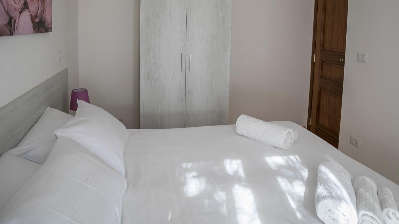 Apartamento Oasi In Centro - Cala Gonone Exterior foto
