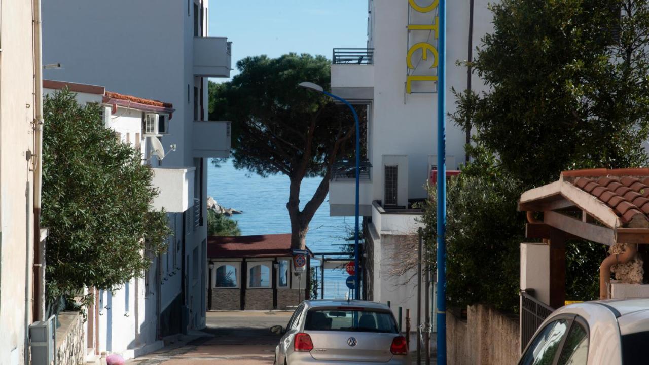 Apartamento Oasi In Centro - Cala Gonone Exterior foto