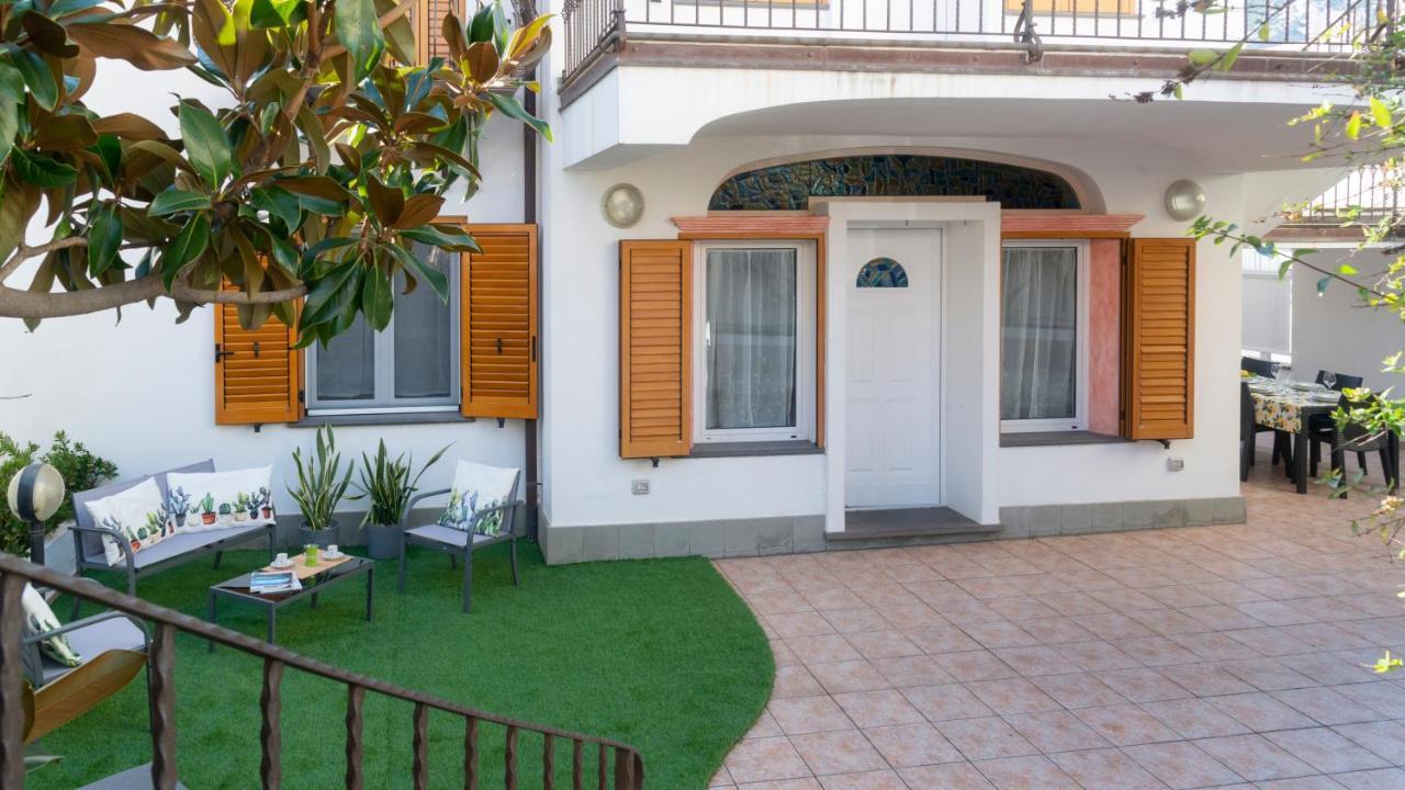 Apartamento Oasi In Centro - Cala Gonone Exterior foto